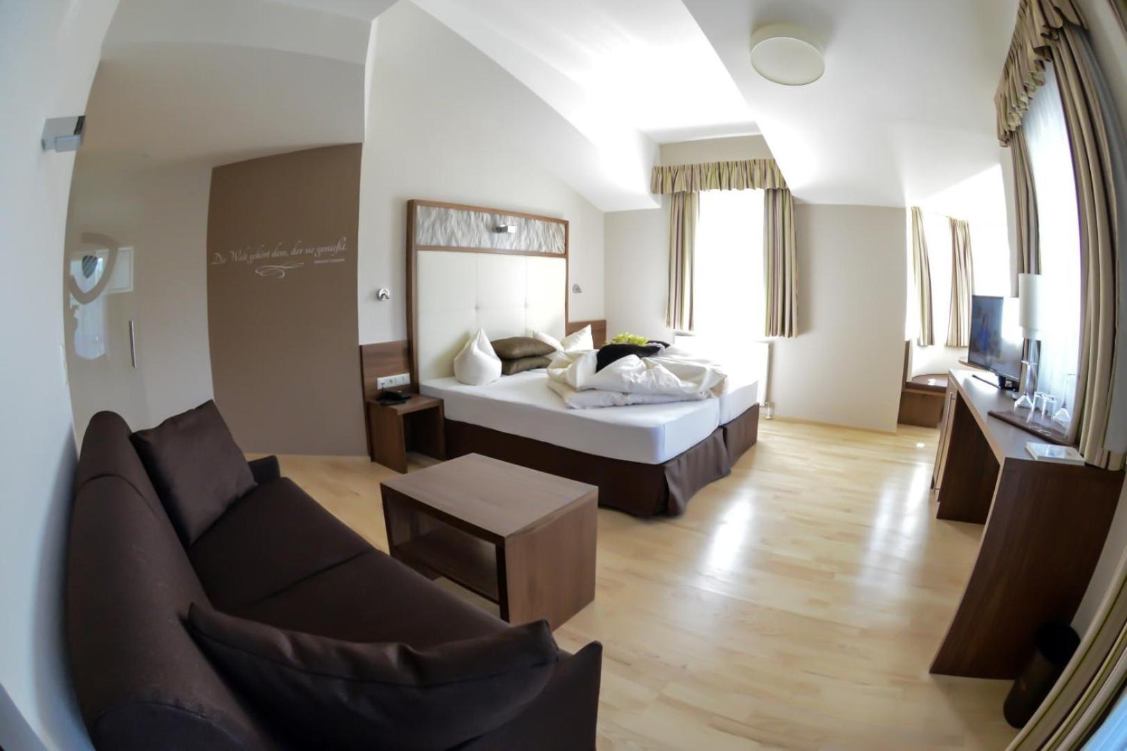 Hotel Jennys Schloessl 세르파우스 객실 사진