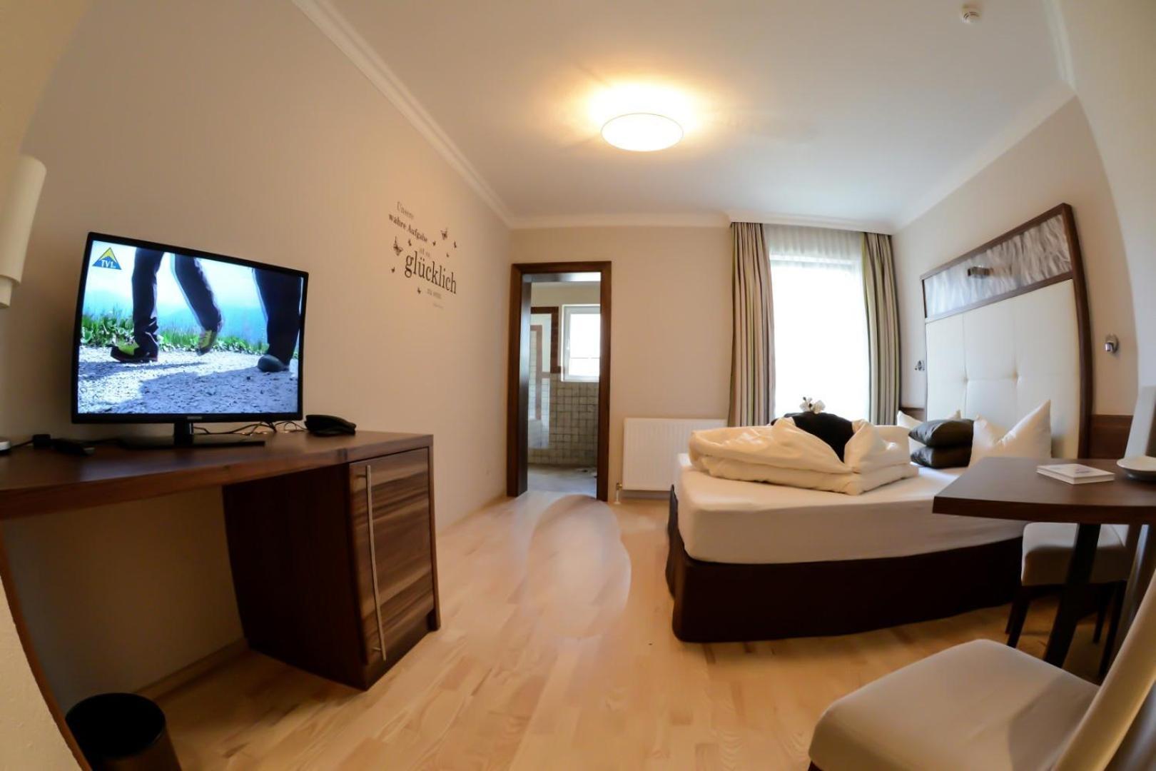 Hotel Jennys Schloessl 세르파우스 객실 사진