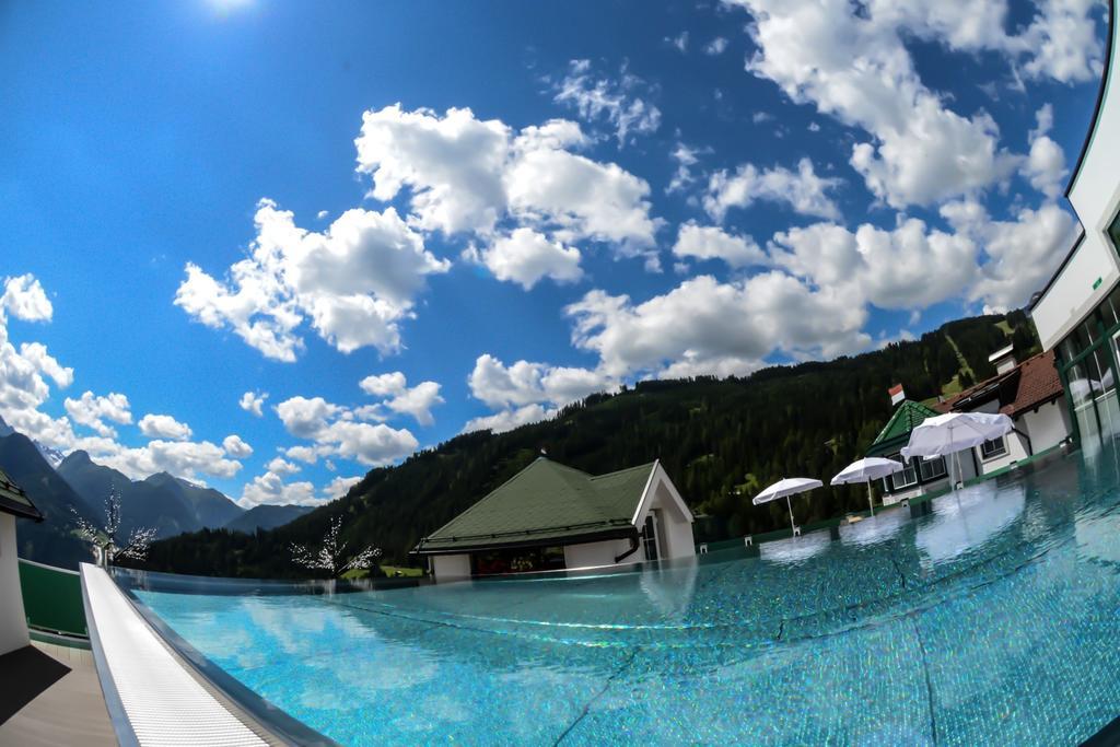 Hotel Jennys Schloessl 세르파우스 외부 사진